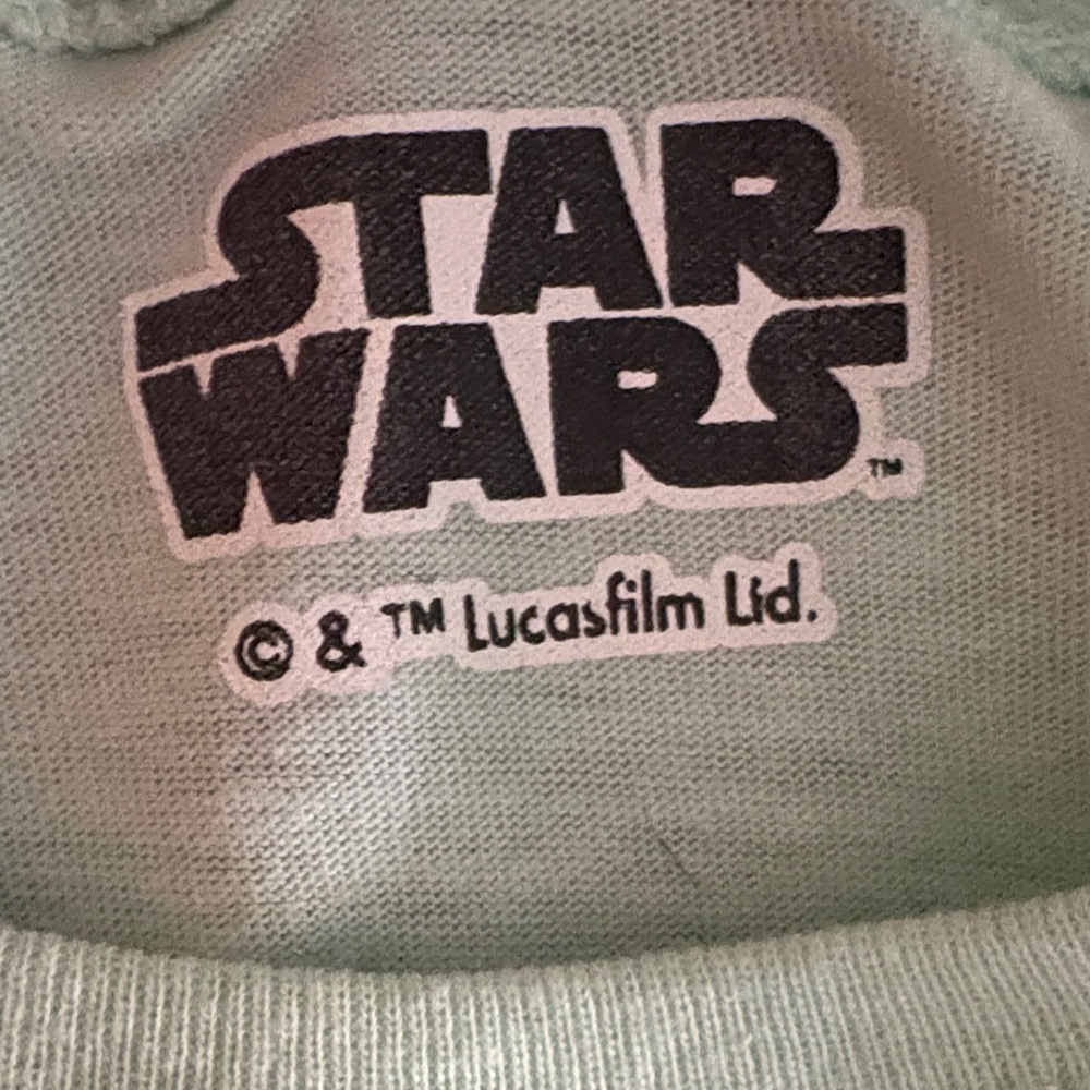 6/$20 Lucas Film ltd. Star Wars Mandalorian Gargu  Green Graphic T-Shirt 3/4 NWT - Picture 5 of 9
